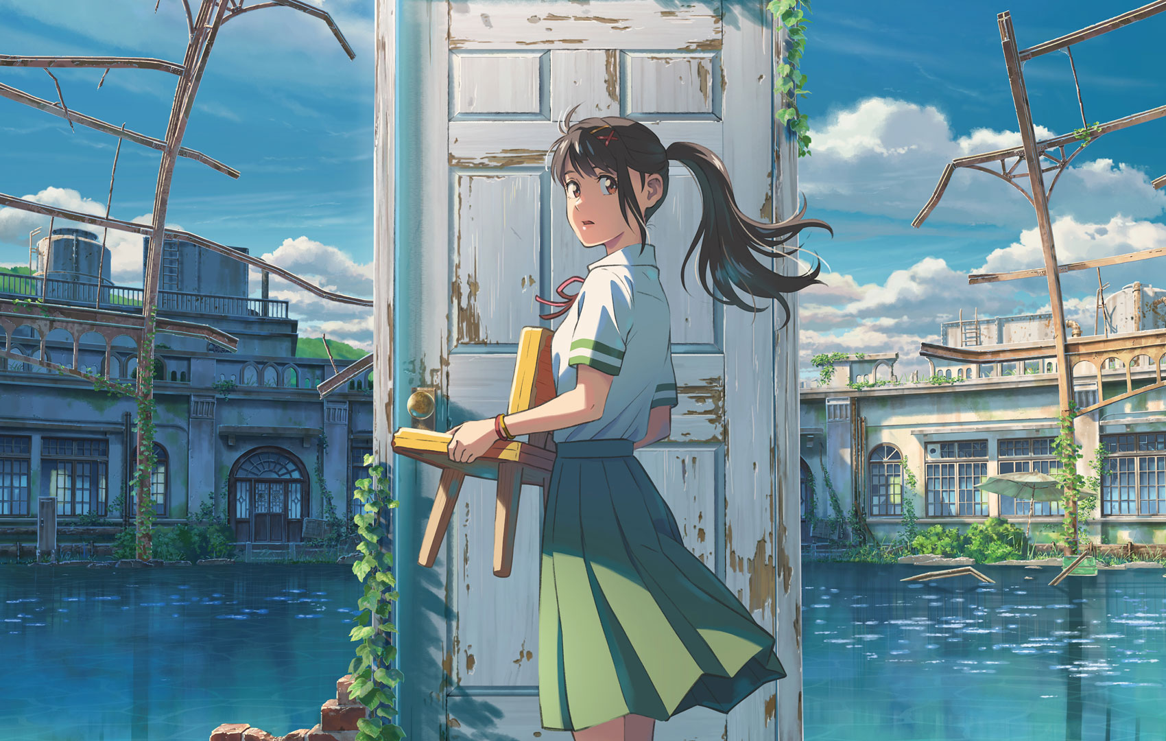 Japanischenr Anime-Stil: Ein Mädchen in Schuluniform steht mit einem Stuhl in der Hand vor einer verschlossenen Holztür. Die Tür steht alleine im Raum, im Hintergrund sieht man Wasser und eine verfallene Häuserfront.